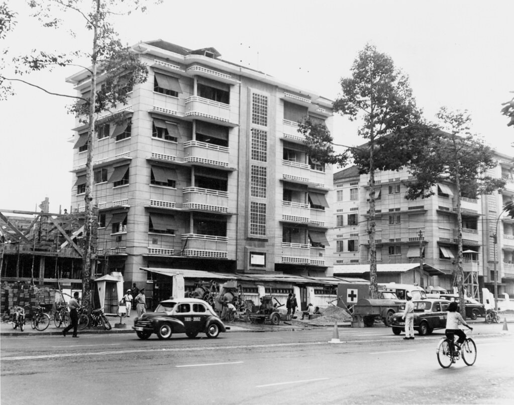 Vietnam War 1965 - Bệnh viện Hải Quân Mỹ trên đường Trần Hưng Đạo, Saigon
