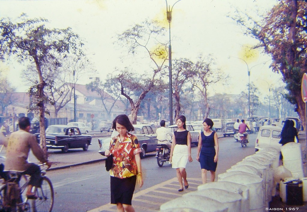 1967 More Saigon Girls