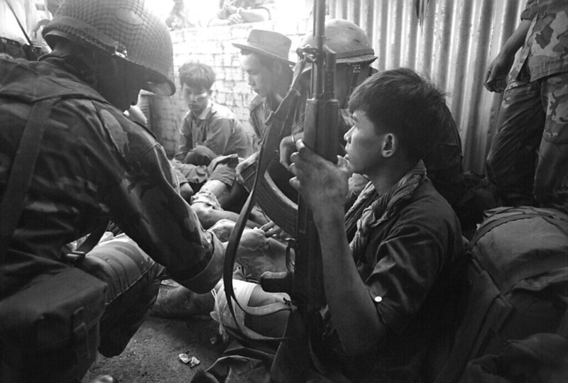 Vietnam War 1968 - Tet Offensive Wounded Viet Cong prisoners in the Cholon district of Saigon, Vietnam in May 25, 1968. 