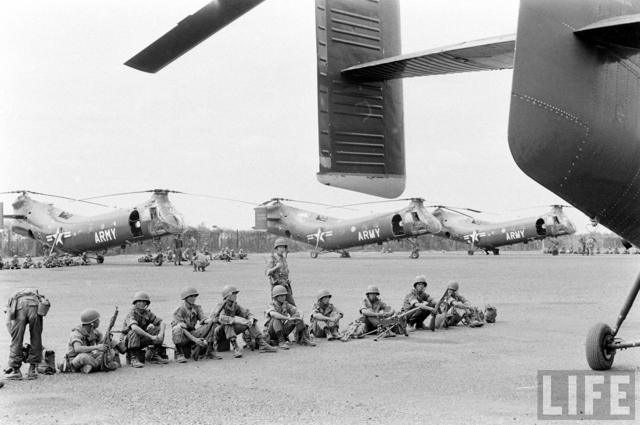 Vietnam War 1961 - Photo by Howard Sochurek