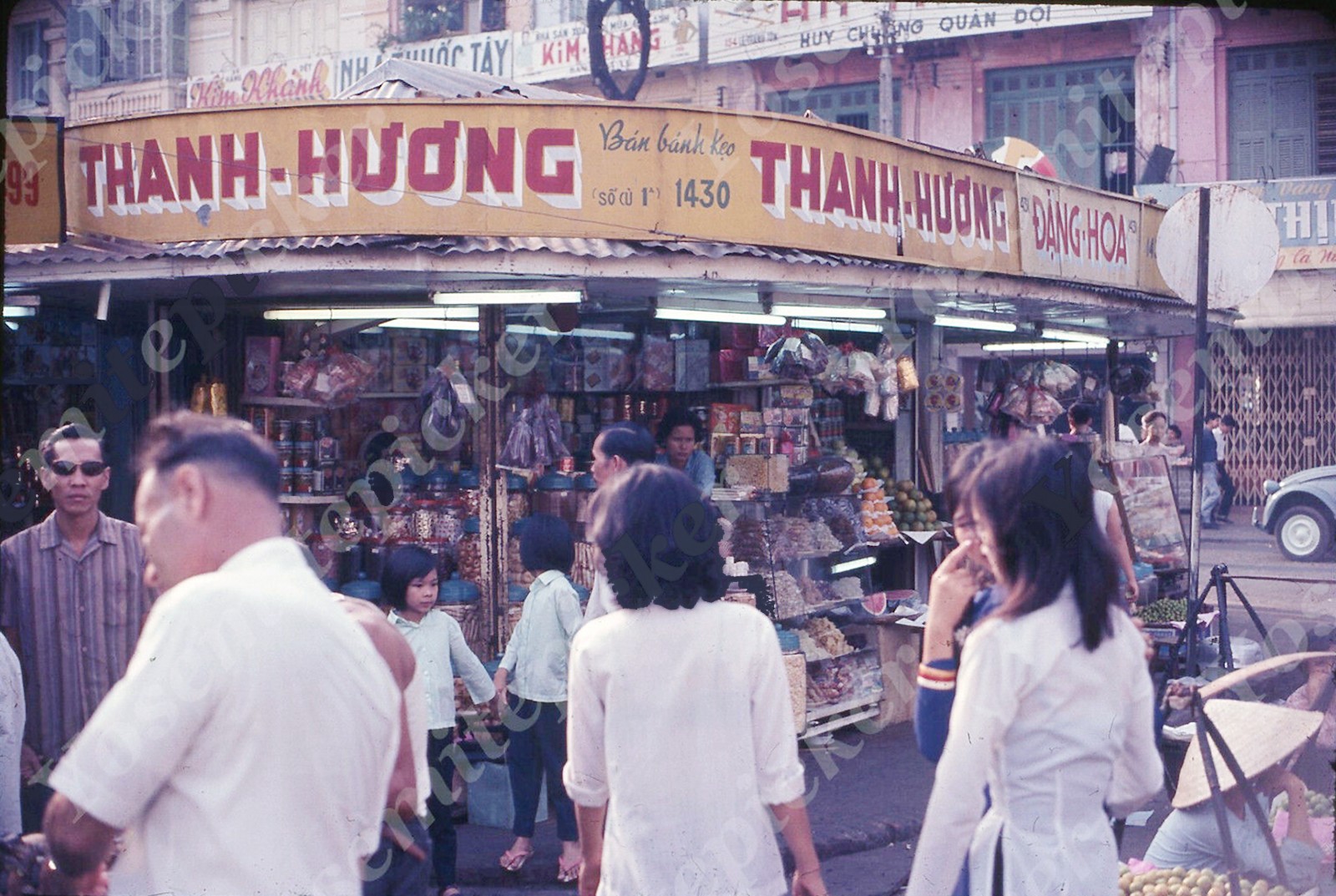 1960&#x27;s Saigon downtown stores shopping