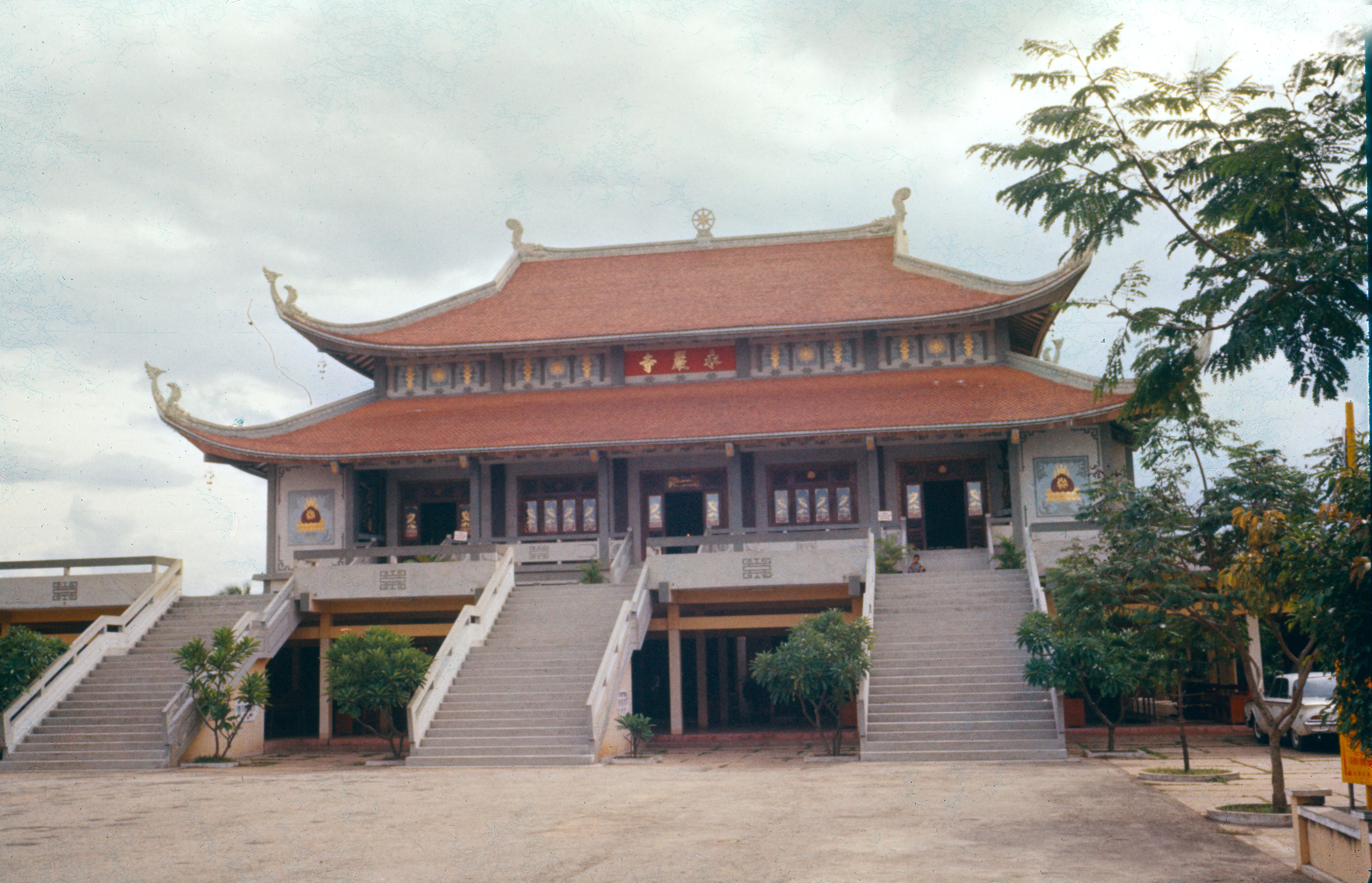 SAIGON 1974 - Chùa Vĩnh Nghiêm trên đường Công Lý