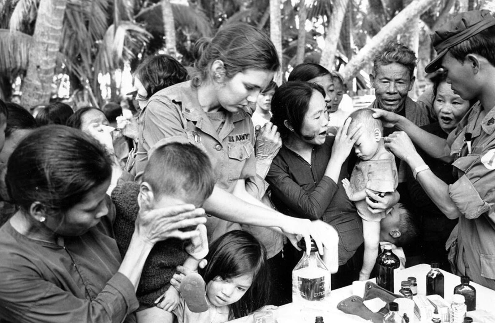 VIETNAM WAR 1969 - U.S. MEDCAP