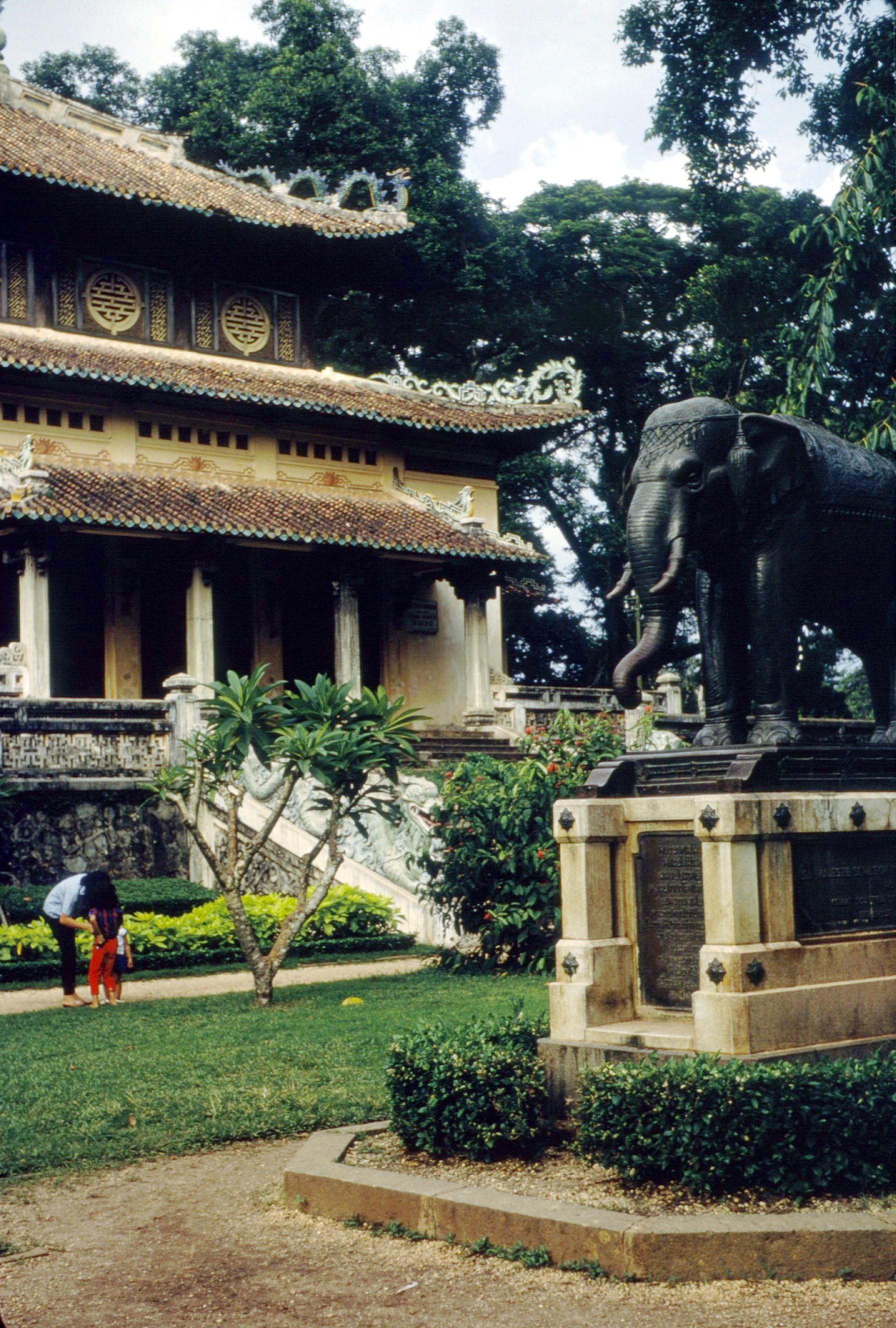SAIGON 1967 - Botanical gardens, pagoda, elephant commemorates visit of King of Thailand in 1930