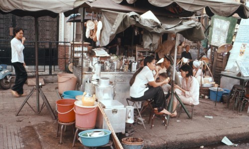 SAIGON 1974