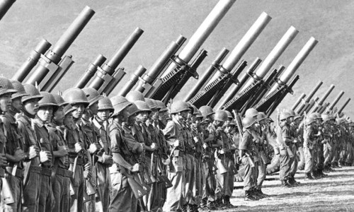 South Vietnamese artillery troops line up for a parade in the coastal town of Quang Nai, August 15, 1962