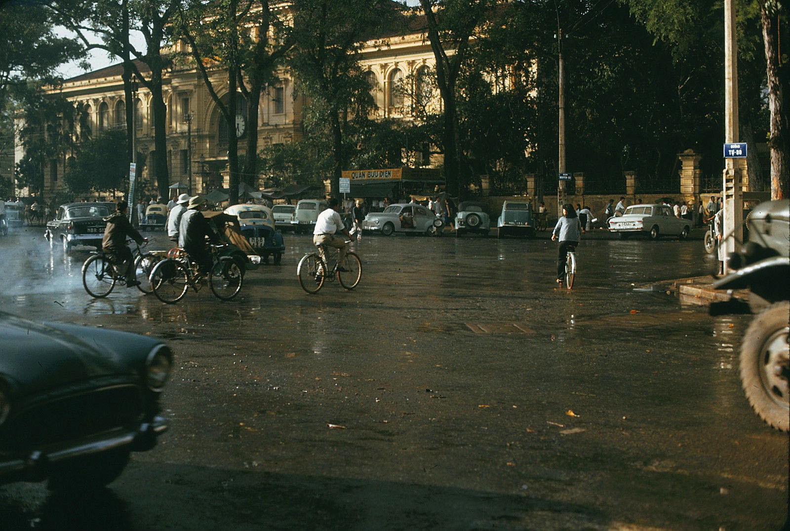 Sài Gòn sau cơn mưa chiều - SG 1966