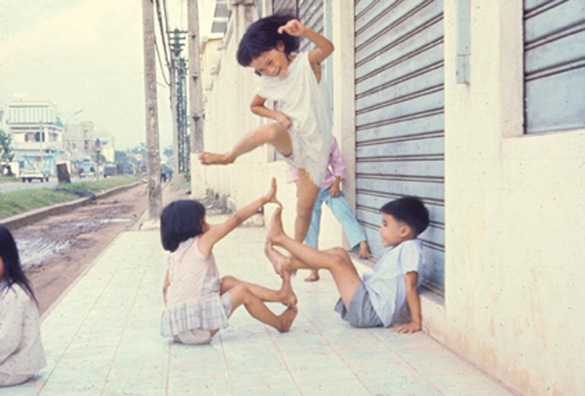 Trò chơi thời thơ ấu...mấy ai còn nhớ?