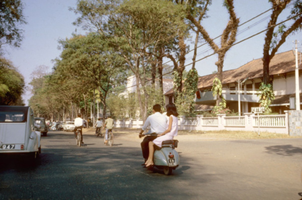 Saigon 1967 - Hong Thap Tu Street  - Ogden Williams Collection