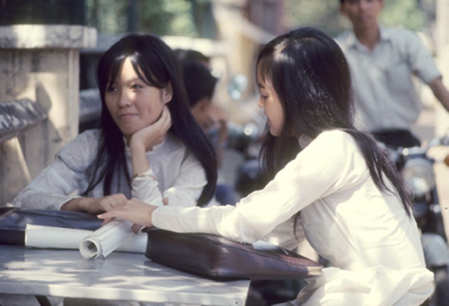 Saigon 1969 - Nữ sinh Gia Long - James A. Brosman Collection