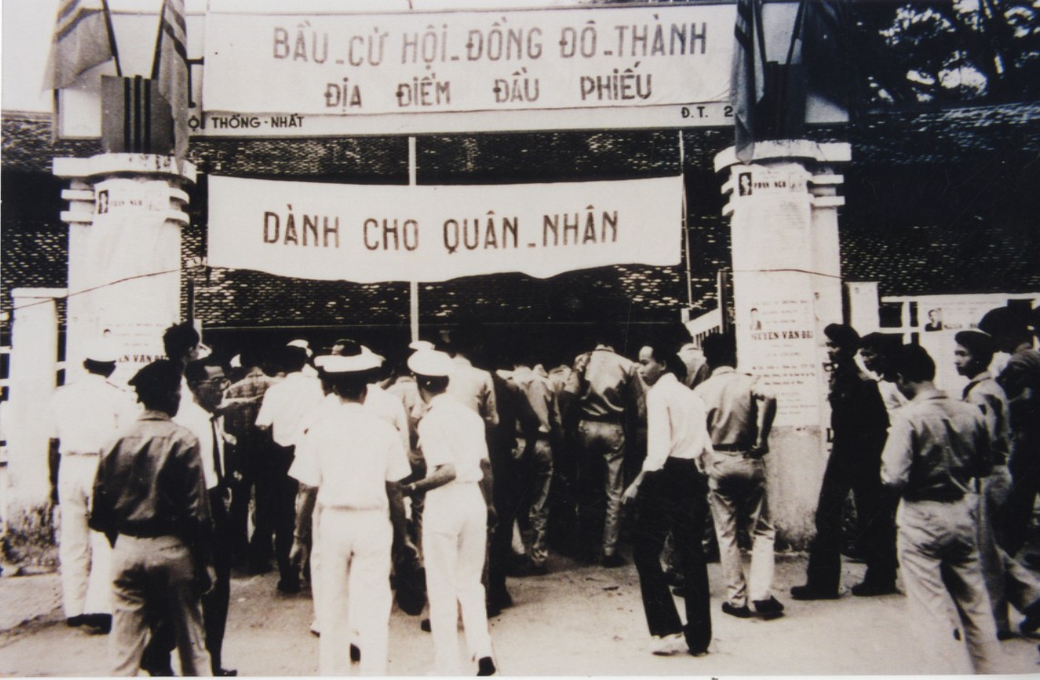 Trường Văn Hóa Quân Đội trên đường Thống Nhất
