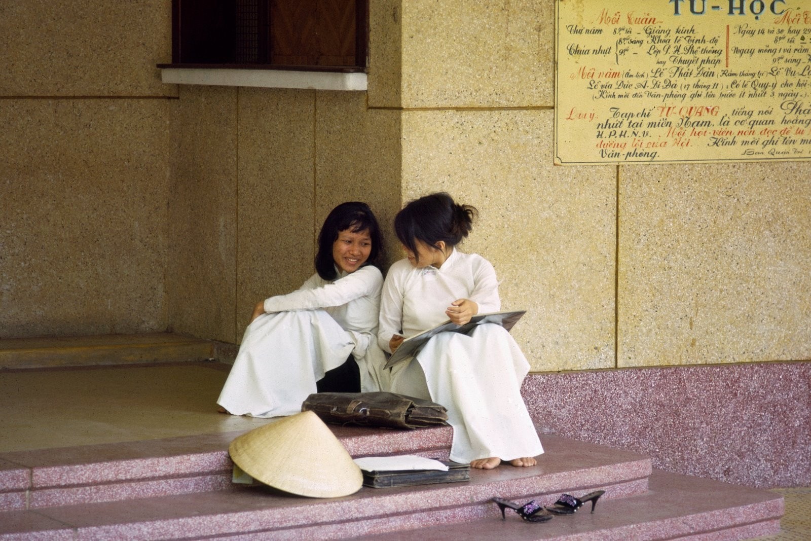 Xa Loi Pagoda, Saigon - Photo by Thomas W. Johnson