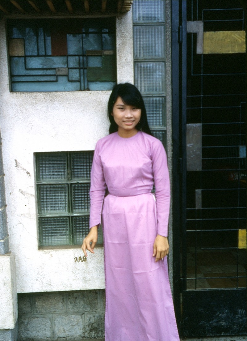 Saigon 1967-68.  Photo by Henry Bechtold