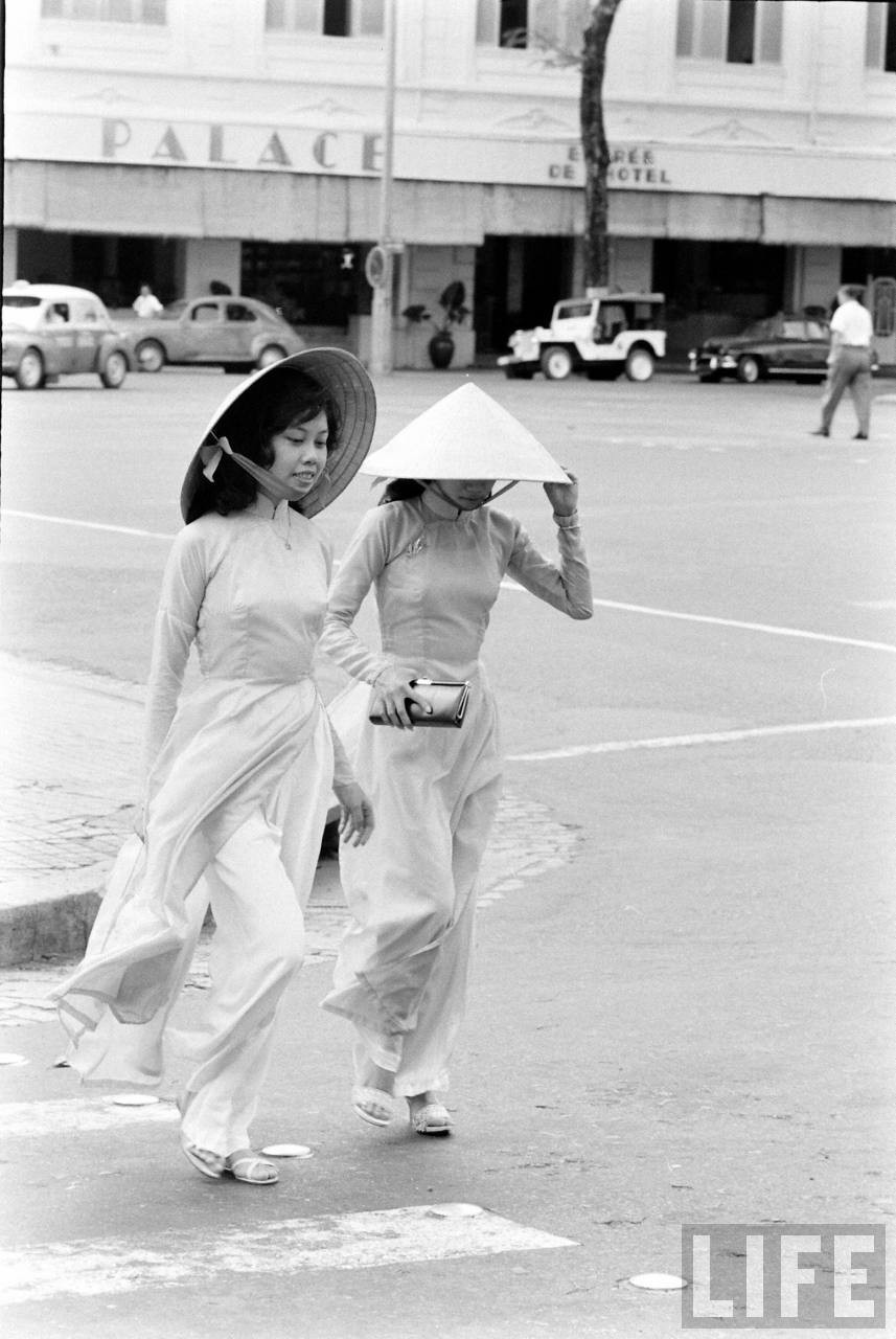 Saigon 1961 - Tu Do Street