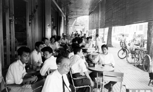 Saigon 1961 - Le Loi Avenue