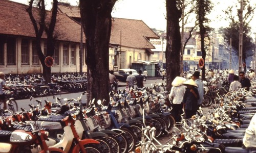 Saigon 1969 - Đường Pasteur, gần tới nước mía Viễn Đông