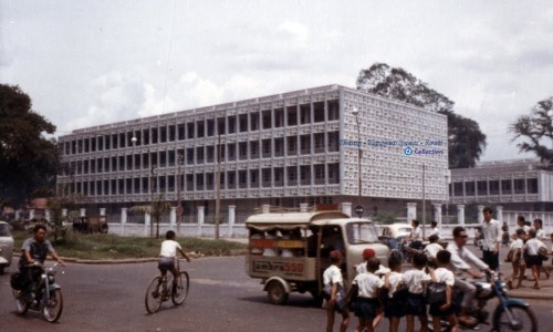 Đại học Y Khoa SG - Photo by Jim Brown 1966-67