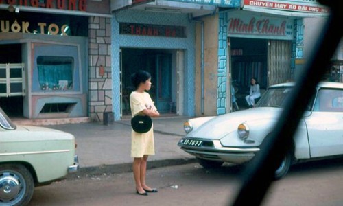Tu Do Street Lady - Note French Citroen Auto