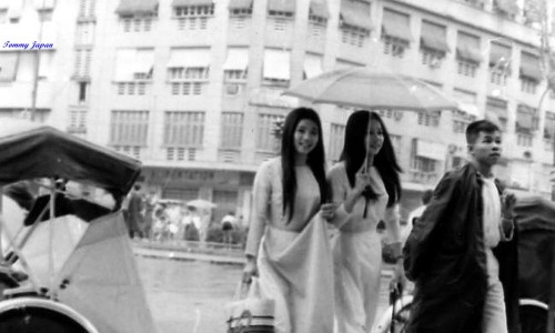 Saigon raining