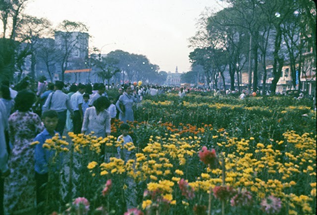 Tết xưa , chợ hoa Sài Gòn 40