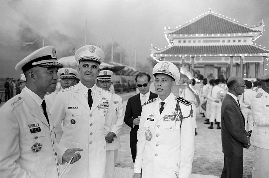 Vietnam War 1967 - Đền Tử Sĩ Nghĩa Trang Quân Đội