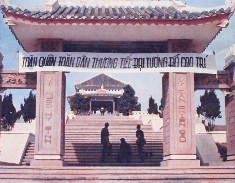 Trung tướng Đỗ Cao Trí tử nạn trực thăng năm 1971