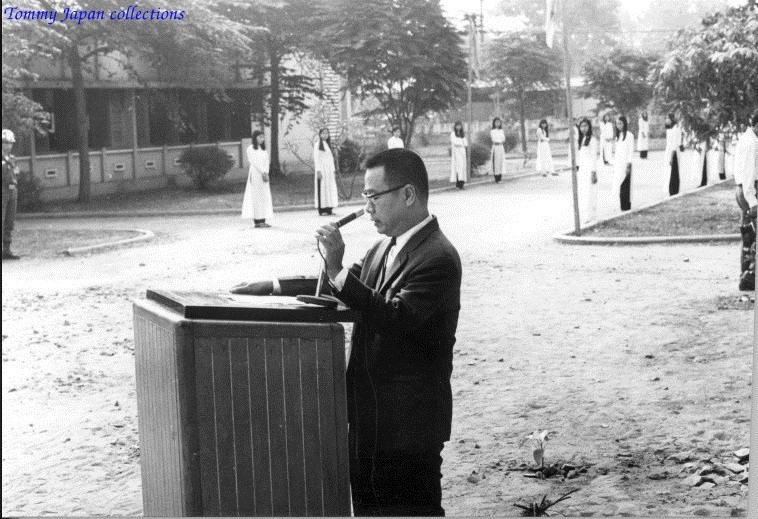 Lễ khánh thành Thư viện trường Quốc Gia Nghĩa Tử (17-3-1971) - source: Photograph ; Harold Winer Collection