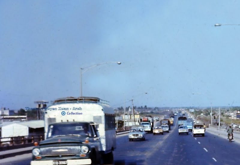 Dốc cầu Sài Gòn 1971/72 - Photo by Rob VFP
