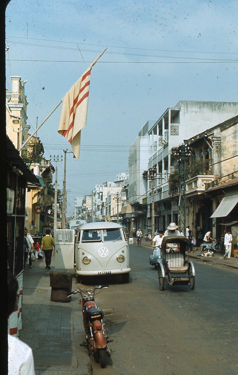 Saigon 1970 - photo by Artzkat