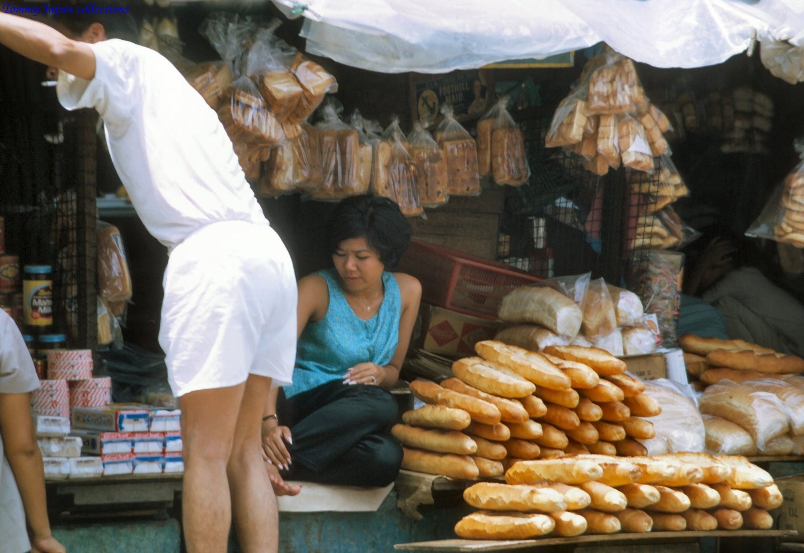 Chợ cũ đường Hàm Nghi - Saigon 1969/70 - Photo by David Staszak