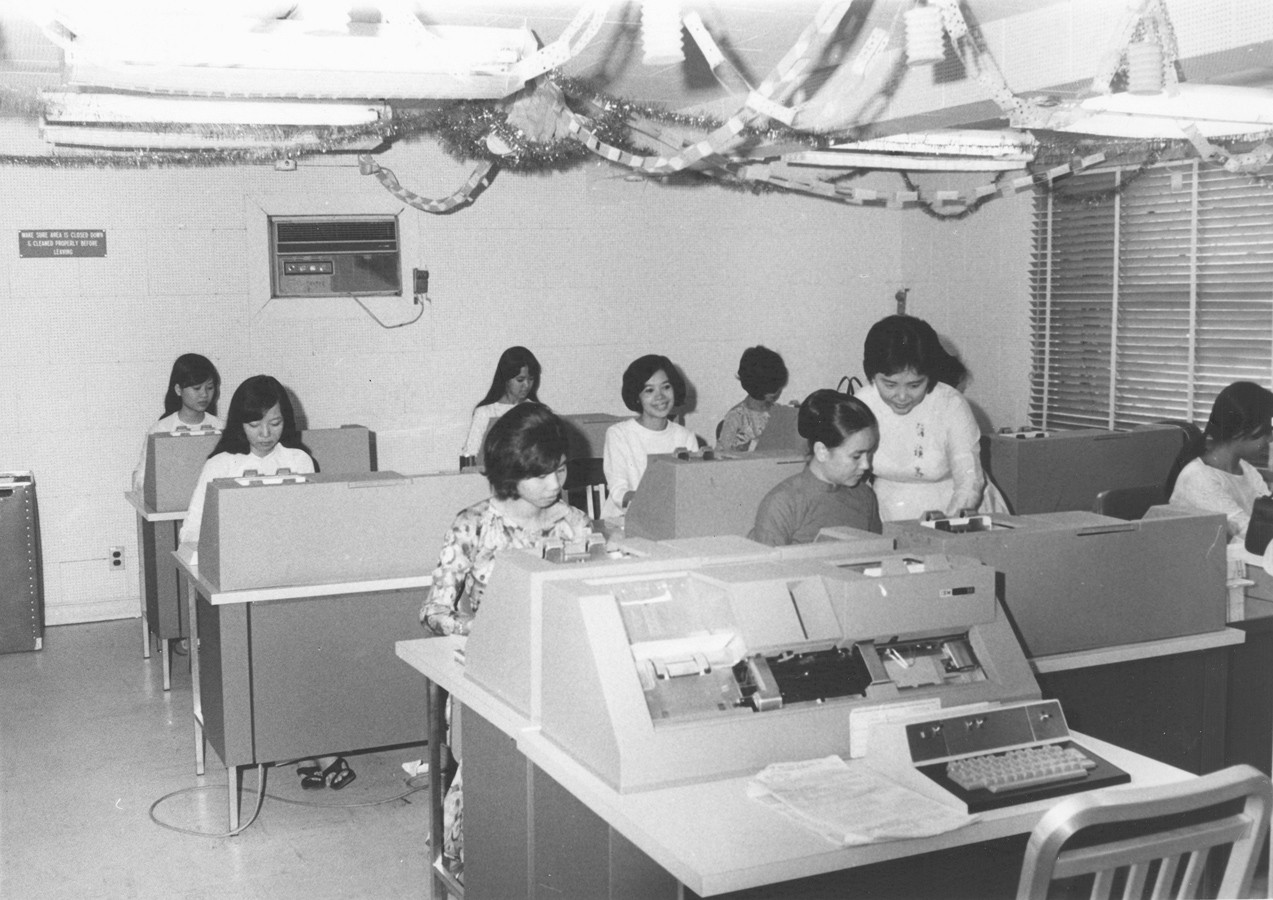 Data processing - Vietnamese key punch operators