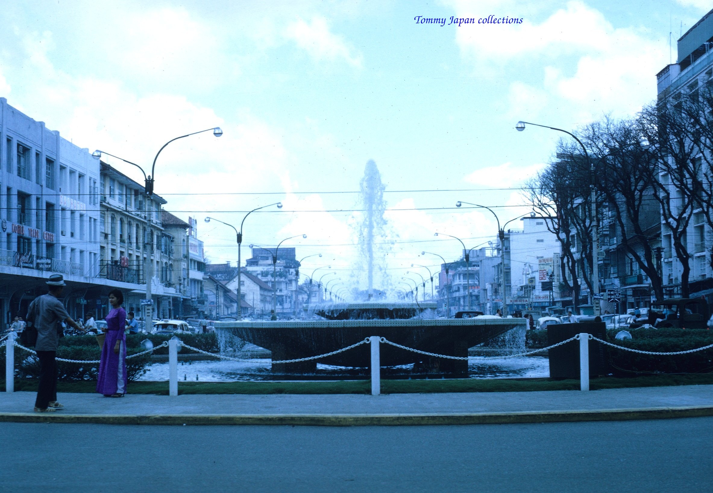 Saigon 1969 - Quảng trường Lam Sơn - Photo by Dr. William Bolhofer
