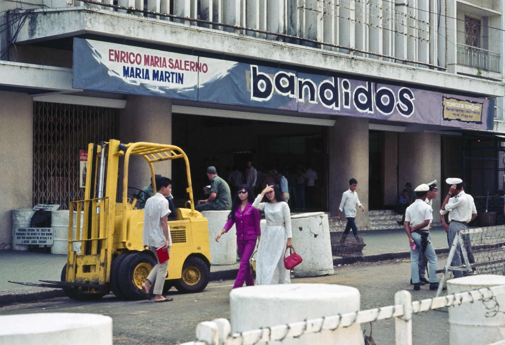 Saigon Nov 1968 - Movie house at Old JUSPAO on Nguyen Hue - Photo by Brian Wickham