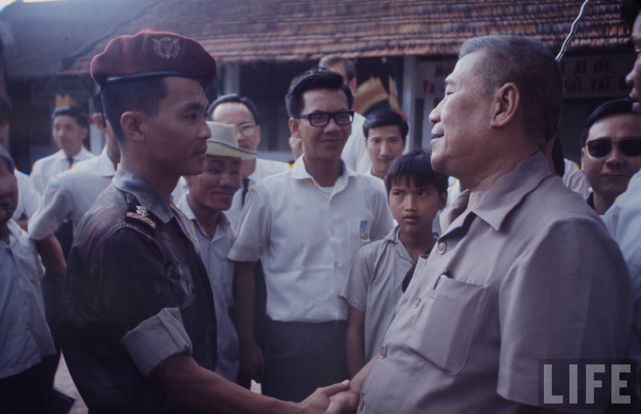 Saigon 1967 - Bầu cử Tổng thống.Ứng cử viên Tran van Huong