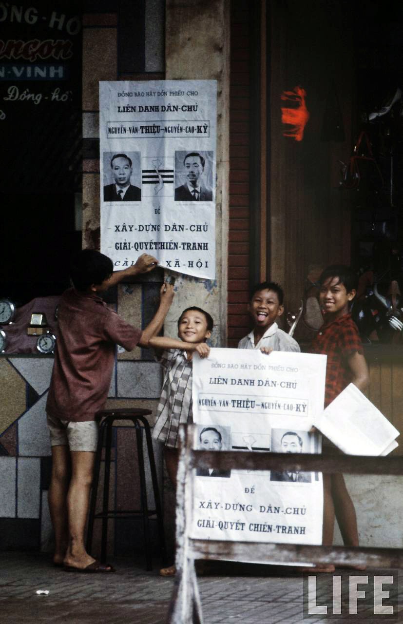 Saigon 1967 - Bầu cử Tổng thống. Saigon Election Posters