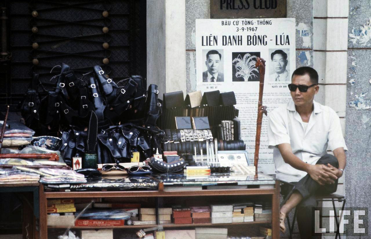 Saigon 1967 - Bầu cử Tổng thống. Saigon Election Posters