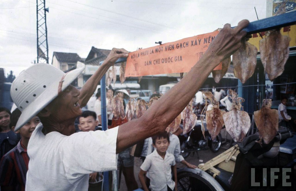 Saigon 1967 - Bầu cử Tổng thống. Saigon Election Posters