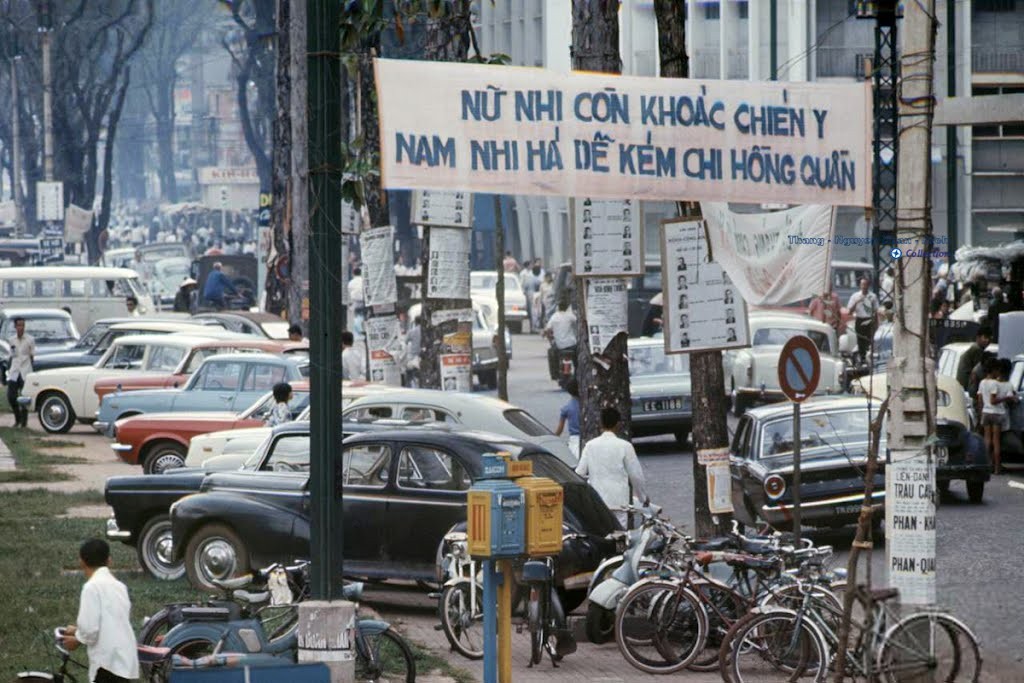 Sài Gòn 1966 - Photo by Co Rentmeester