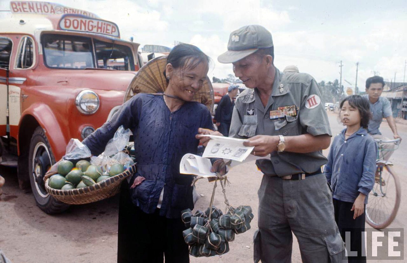 Vietnam Elections 11-09-1966