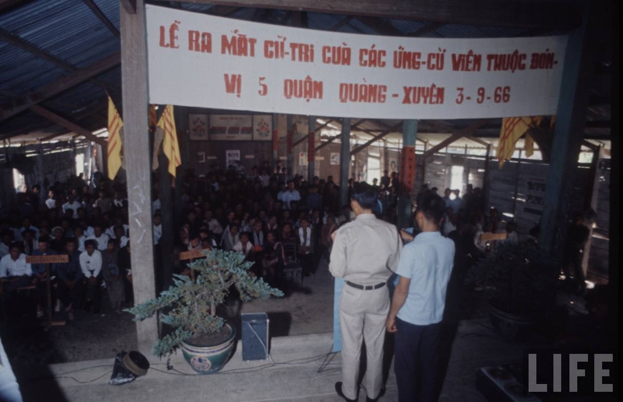 Quảng Xuyên 03.09.1966 - Vietnam Elections (1)