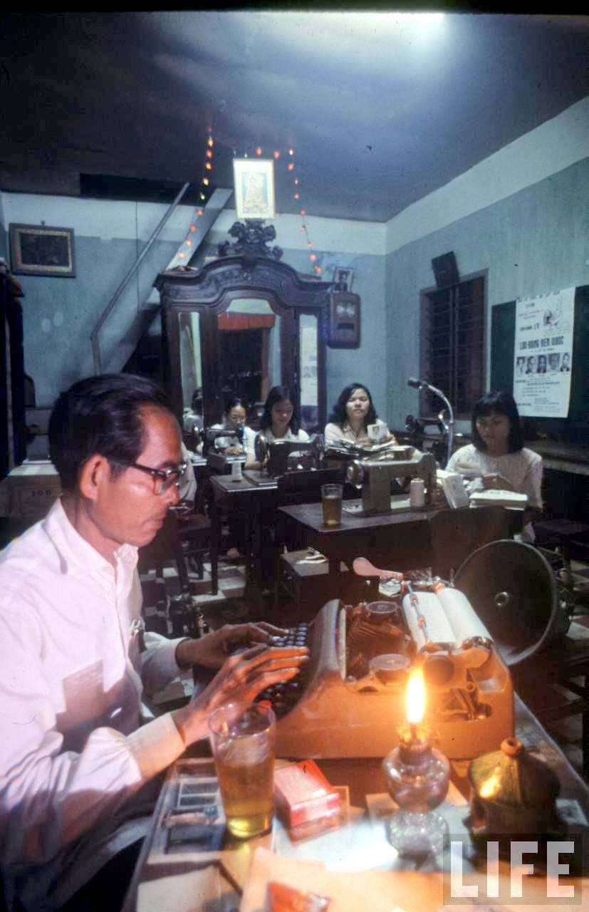 10.09.1966 - Vietnam Elections (1)
