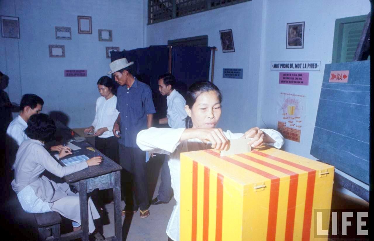 11.09.1966 - Vietnam Elections (9)