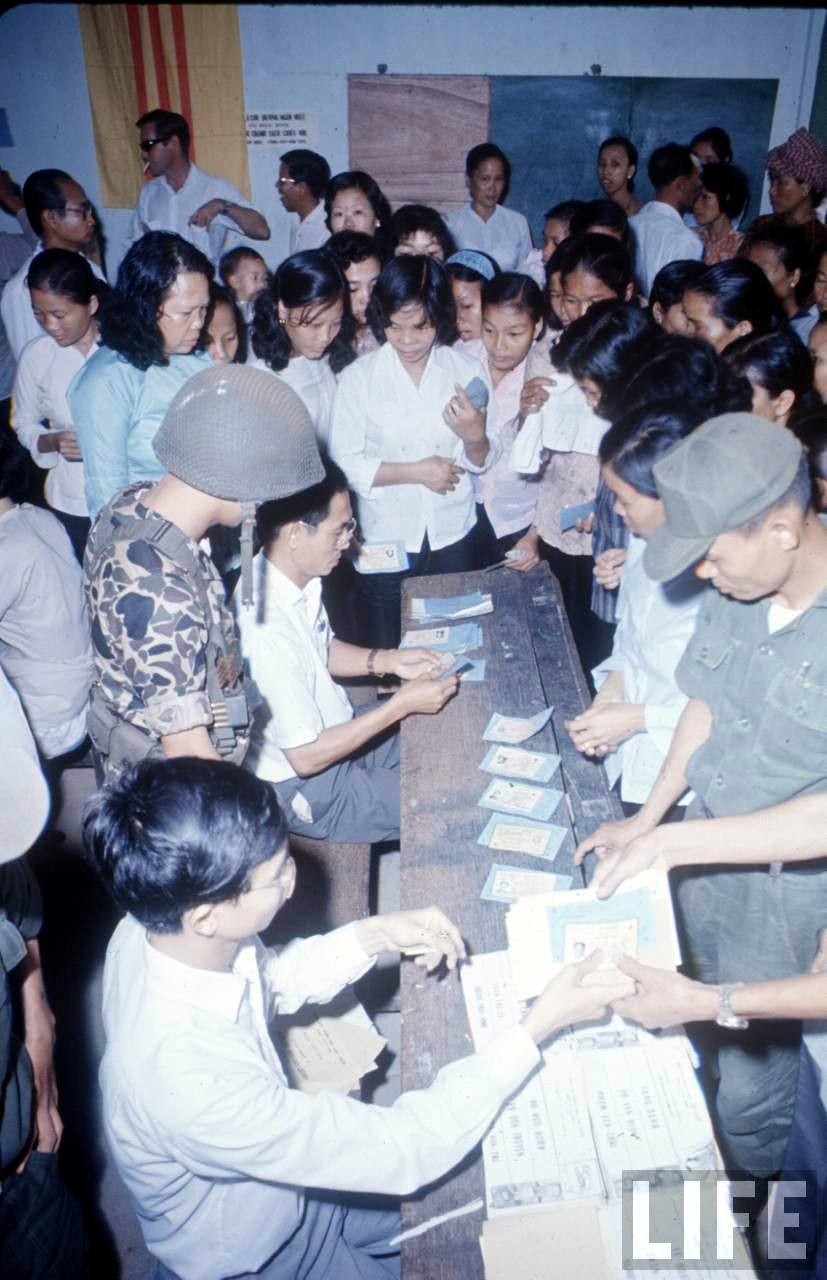 11.09.1966 - Vietnam Elections (12)