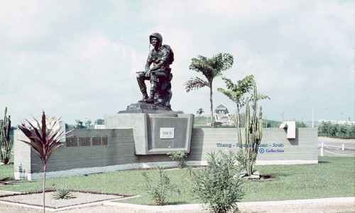 Biên Hòa Army Cemetery - 1970-71