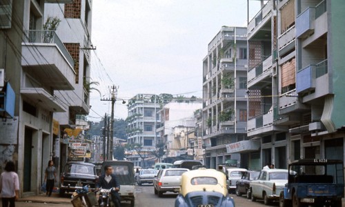 Saigon 1972 (đường Ngô Tùng Châu quận 2, sau 1975 là đường Lê thị Riêng Q1)