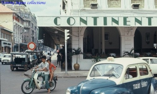 Continental Hotel, Downtown Saigon 1971/1972 - Photo by John Binfield