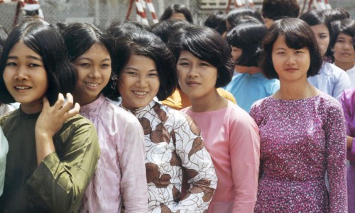 Saigon 1971 - National Day - Lễ Quốc Khánh. Photo by Bruno Barbey