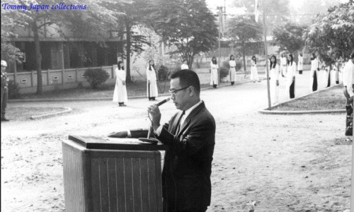 Lễ khánh thành Thư viện trường Quốc Gia Nghĩa Tử (17-3-1971) - source: Photograph ; Harold Winer Collection