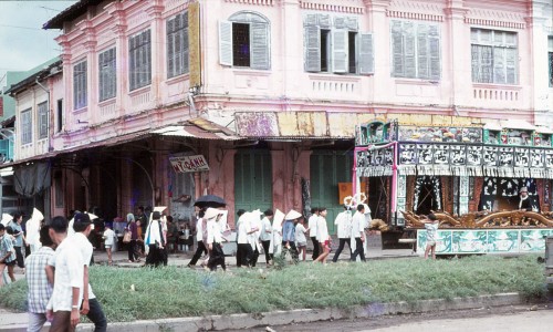 My Tho 1971 Funeral - Một đám tang của người Hoa - Photo by Sandy1618