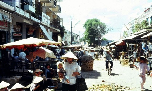 Mỹ Tho / Định Tường xưa 1969 - Photo by Jacques Teyssier